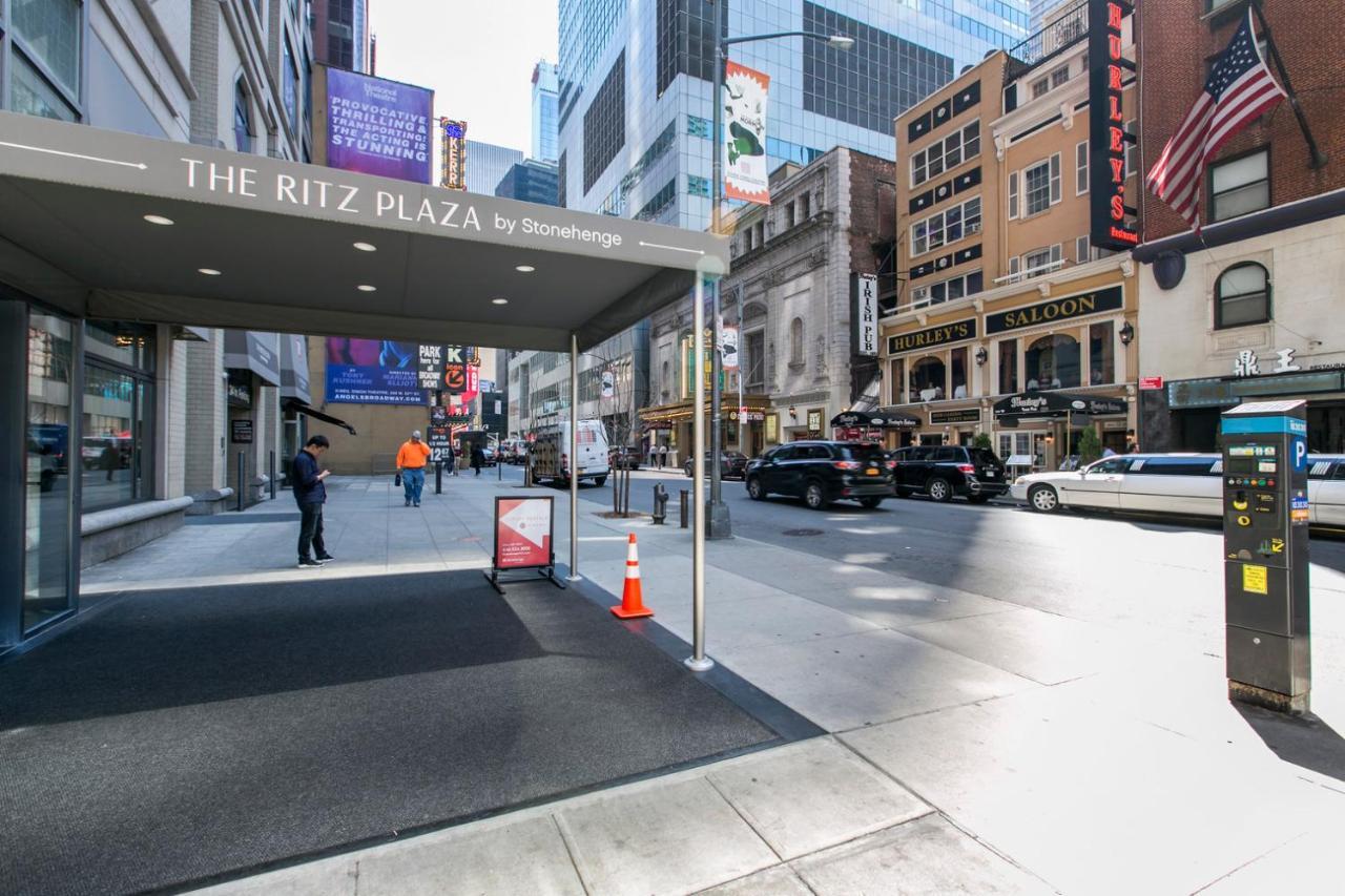 Midtown 1br W Elevator Gym Nr Times Square Nyc-1350 New York